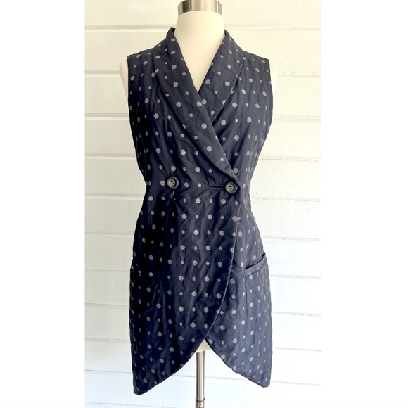SPIRITHOUSE Long Asymmetrical Button Vest in Black - M - Picture 1 of 10